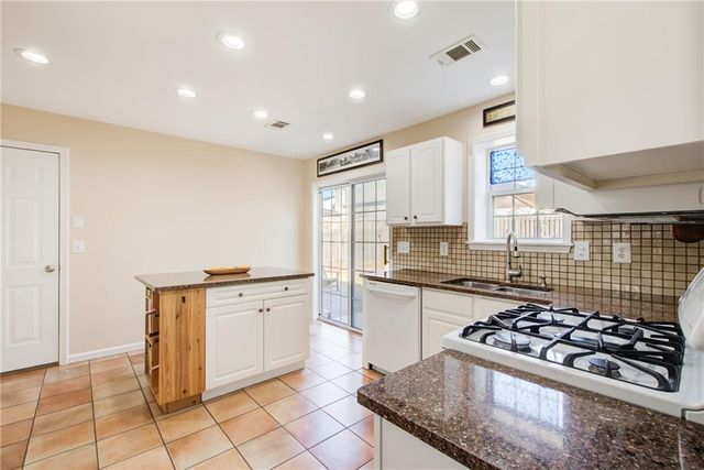 1140 Winthrope Chase Drive, Alpharetta, GA 30009