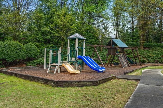 1140 Winthrope Chase Drive, Alpharetta, GA 30009