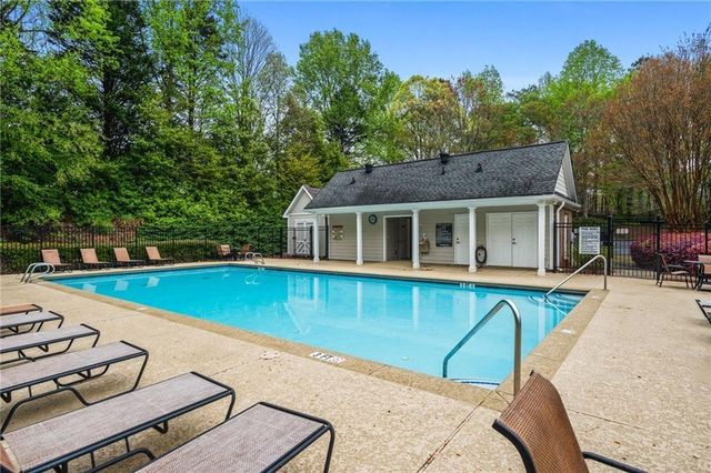 1140 Winthrope Chase Drive, Alpharetta, GA 30009