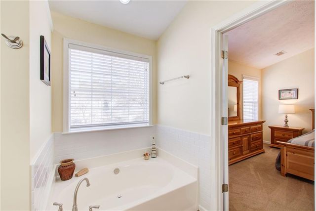 1140 Winthrope Chase Drive, Alpharetta, GA 30009