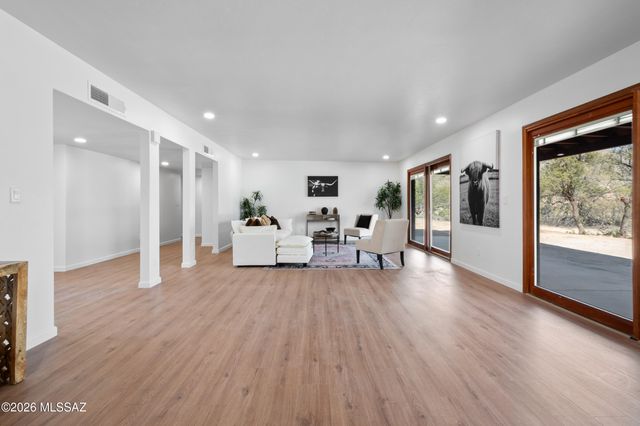 10972 E Oakwood Drive, Tucson, AZ 85749