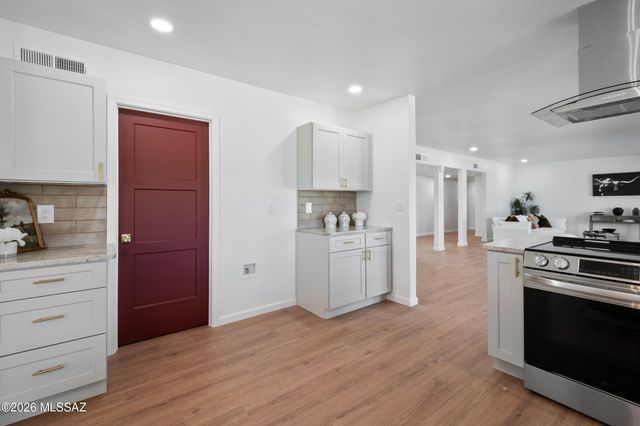 10972 E Oakwood Drive, Tucson, AZ 85749