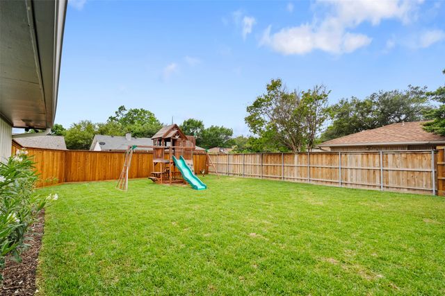 6818 Ledyard Drive, Dallas, TX 75248