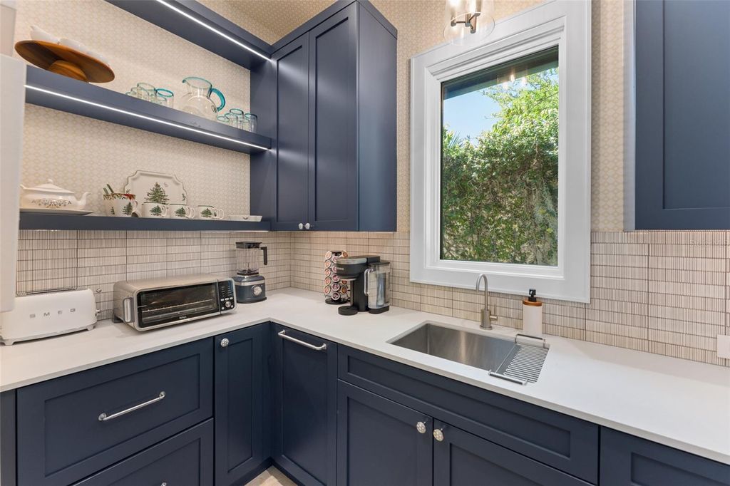 Image 19 of property listing at 8506 LAKE NONA SHORE DR, Orlando, FL 32827