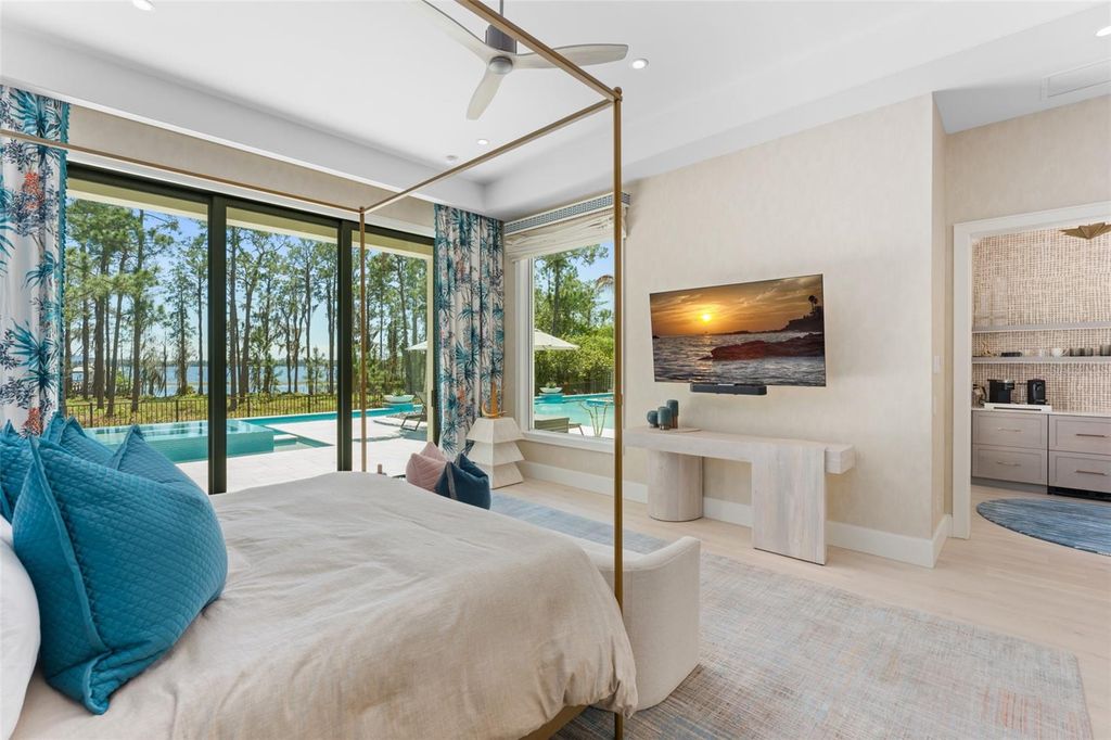 Image 30 of property listing at 8506 LAKE NONA SHORE DR, Orlando, FL 32827