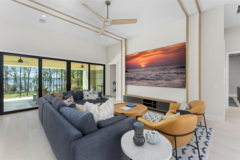 Image 37 of property listing at 8506 LAKE NONA SHORE DR, Orlando, FL 32827