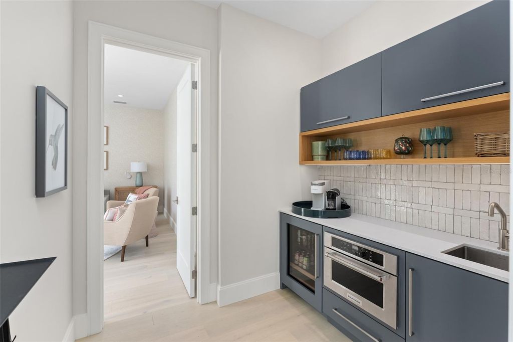 Image 38 of property listing at 8506 LAKE NONA SHORE DR, Orlando, FL 32827