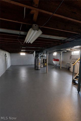 1015 Westshore Drive, Ashtabula, OH 44004