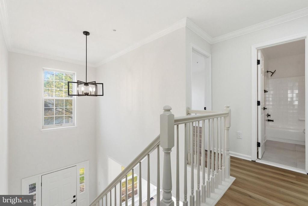 Image 19 of property listing at 10503 BIRDIE LN, Upper Marlboro, MD 20774