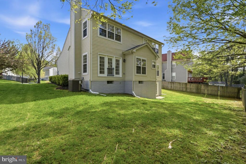 Image 41 of property listing at 10503 BIRDIE LN, Upper Marlboro, MD 20774