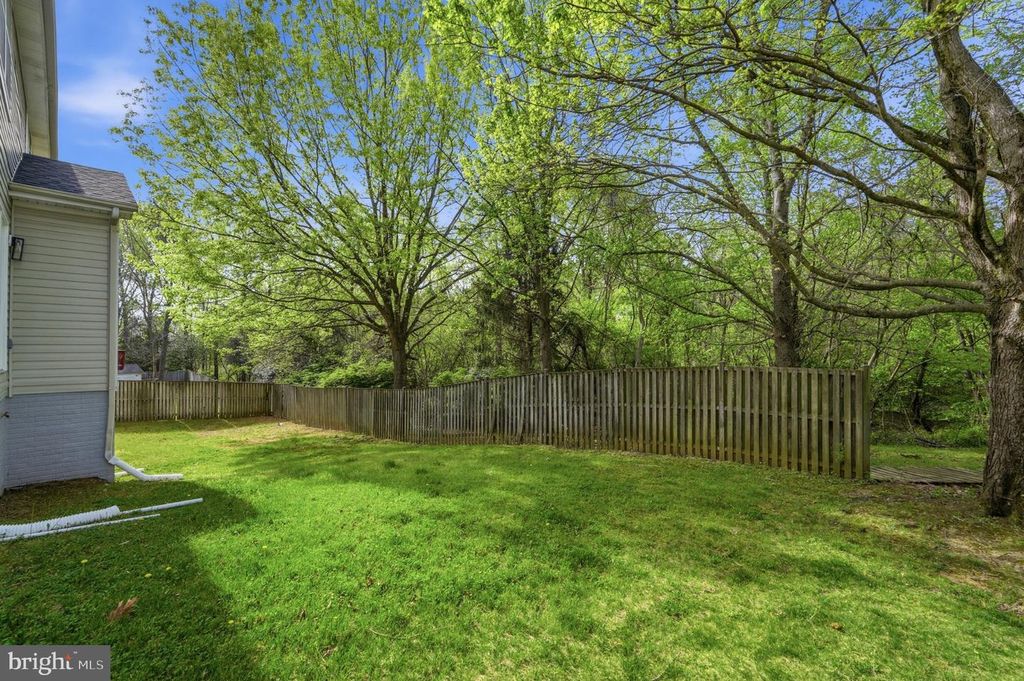 Image 42 of property listing at 10503 BIRDIE LN, Upper Marlboro, MD 20774