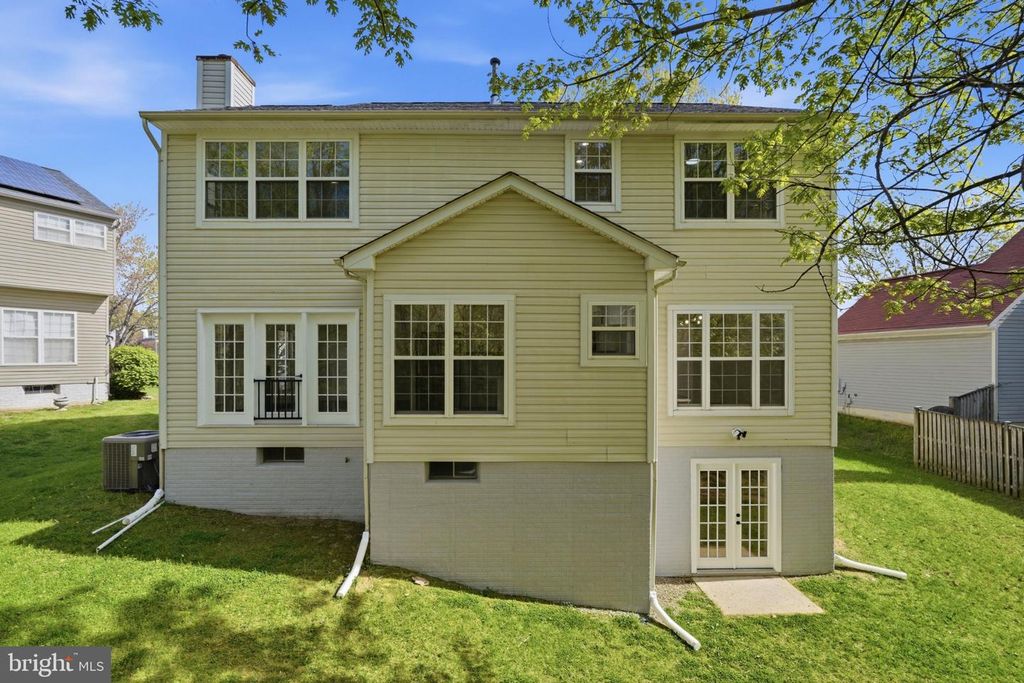 Image 44 of property listing at 10503 BIRDIE LN, Upper Marlboro, MD 20774