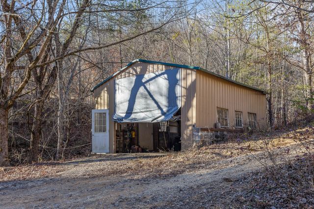 310 Rural Vale Road, Tellico Plains, TN 37385
