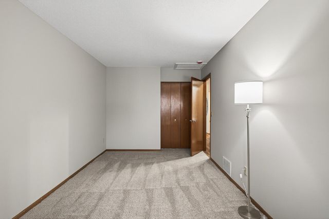 10549 Lancaster Lane N, Maple Grove, MN 55369