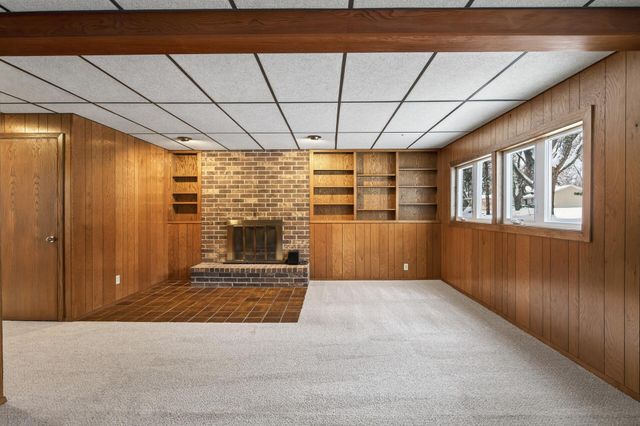 10549 Lancaster Lane N, Maple Grove, MN 55369