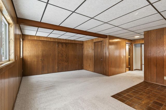 10549 Lancaster Lane N, Maple Grove, MN 55369