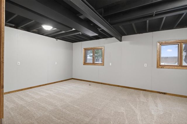 10549 Lancaster Lane N, Maple Grove, MN 55369