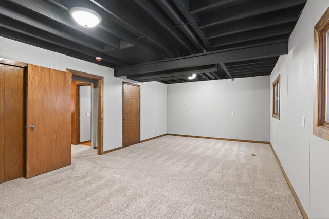 10549 Lancaster Lane N, Maple Grove, MN 55369