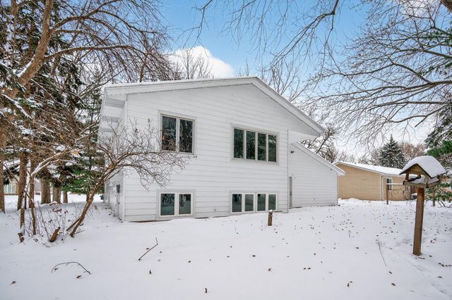 10549 Lancaster Lane N, Maple Grove, MN 55369