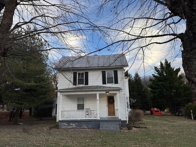 5164 5140 Lee HWY, Troutville, VA 24175