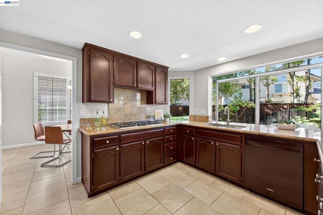 3329 Vermont Pl, Pleasanton, CA 94588