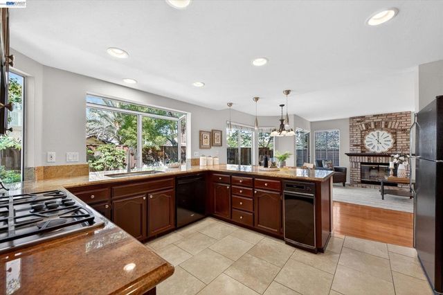 3329 Vermont Pl, Pleasanton, CA 94588