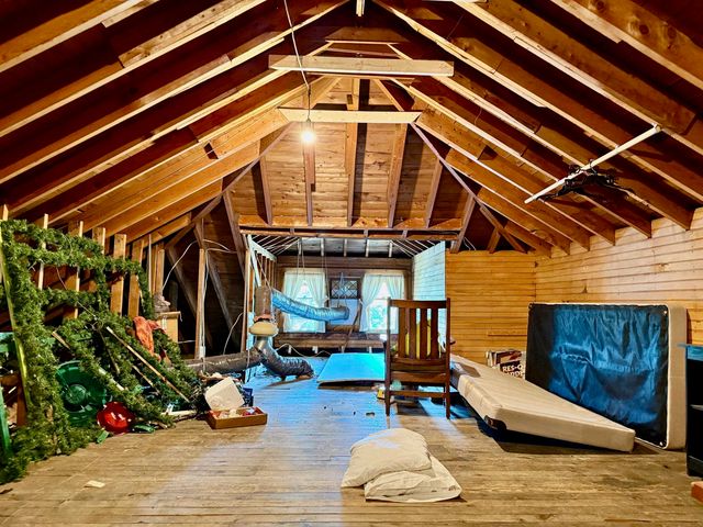 513 E Cass Street, Cadillac, MI 49601