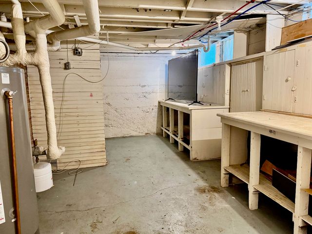 513 E Cass Street, Cadillac, MI 49601