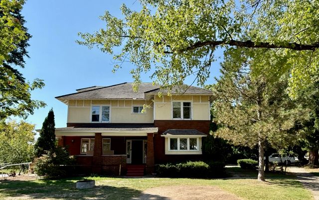 513 E Cass Street, Cadillac, MI 49601