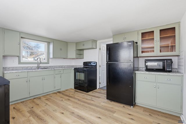 1119 FARLOW AVE, Rapid City, SD 57701