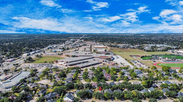 7207 Glenbank Way, Houston, TX 77095