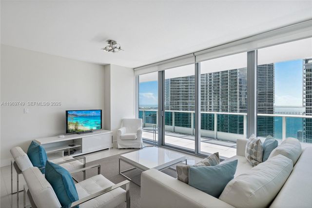 200 Biscayne Boulevard Way 4304, Miami, FL 33131