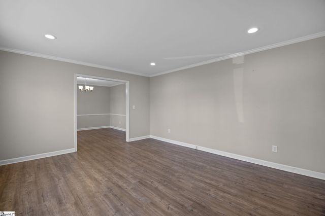 208 Bridgewood Avenue, Taylors, SC 29687