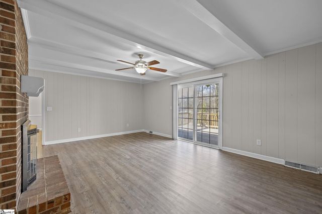 208 Bridgewood Avenue, Taylors, SC 29687