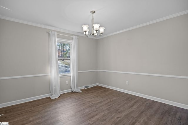 208 Bridgewood Avenue, Taylors, SC 29687