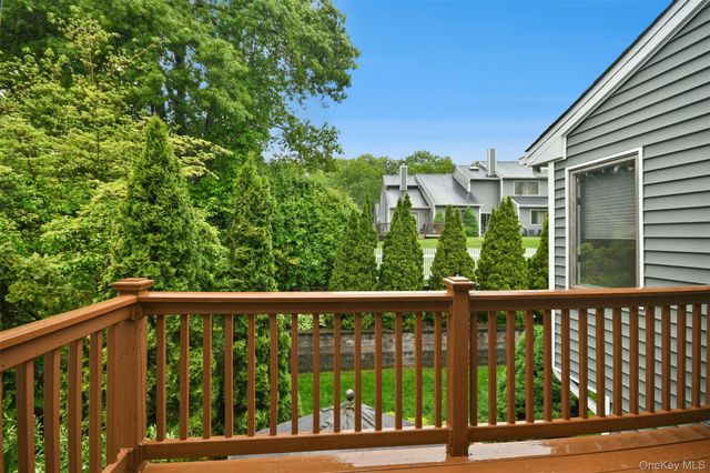 76 Jeremy Circle, Nesconset, NY 11767