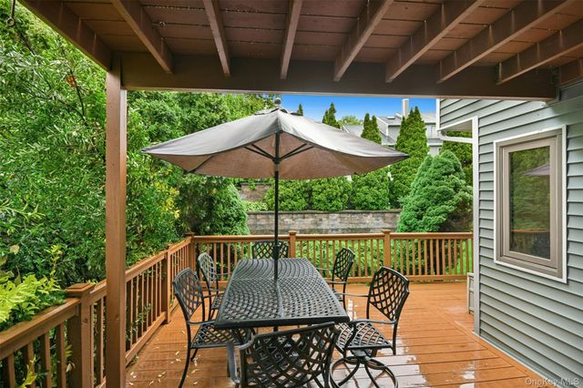 76 Jeremy Circle, Nesconset, NY 11767