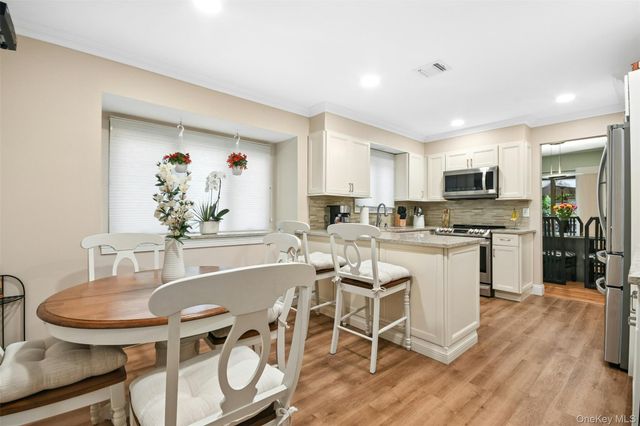 76 Jeremy Circle, Nesconset, NY 11767