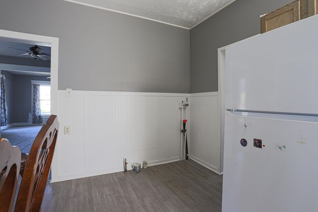 1421 S 8TH Street, Council Bluffs, IA 51501