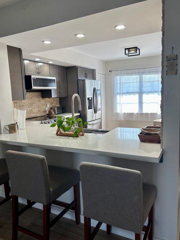 1501 SW 134th Way 304d, Pembroke Pines, FL 33027