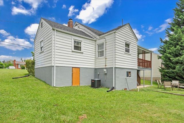 5024 MORWANDA ST, Roanoke, VA 24017
