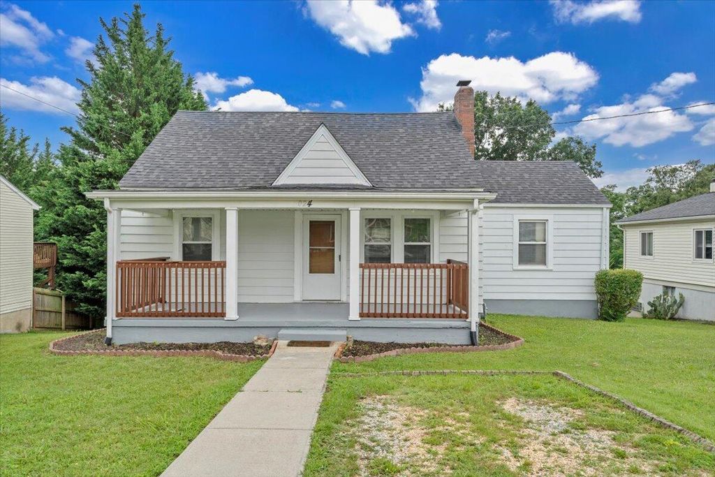 5024 MORWANDA ST, Roanoke, VA 24017