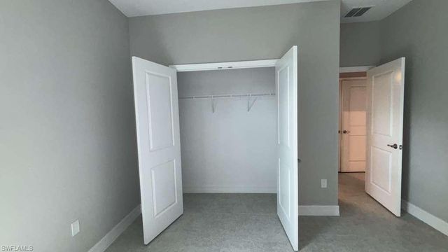 460 Westchester DR, Lehigh Acres, FL 33972