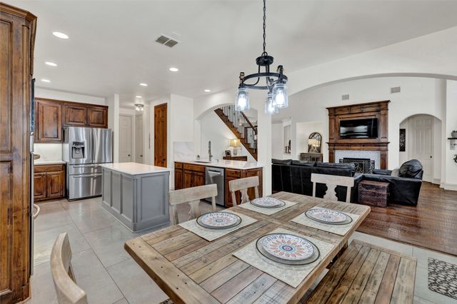 810 Senna Drive, Argyle, TX 76226