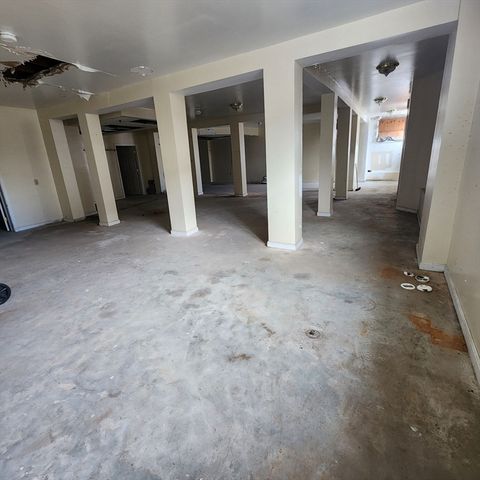 233 East Main, Fall River, MA 02724