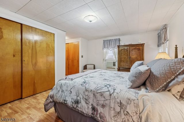 18 Patterson St, Harrison Town, NJ 07029