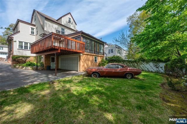 27 Glen Road, West Orange, NJ 07052