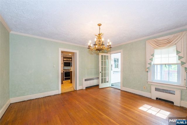 27 Glen Road, West Orange, NJ 07052