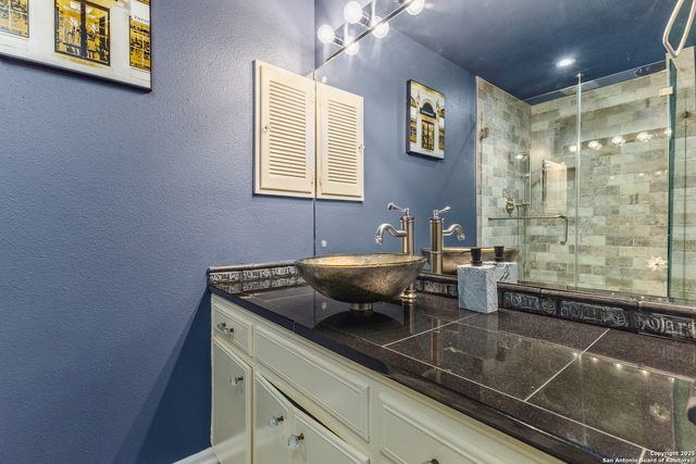 1045 Shook Ave Apt 106, San Antonio, TX 78212