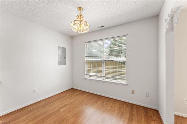 332 Town Pointe WAY, Newport News, VA 23601